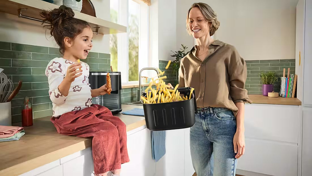 BOSCH Heißluftfritteuse Air Fryer Serie 6, MAF671B0, 7,2l, Sichtfenster, 7 Programme, schwarz